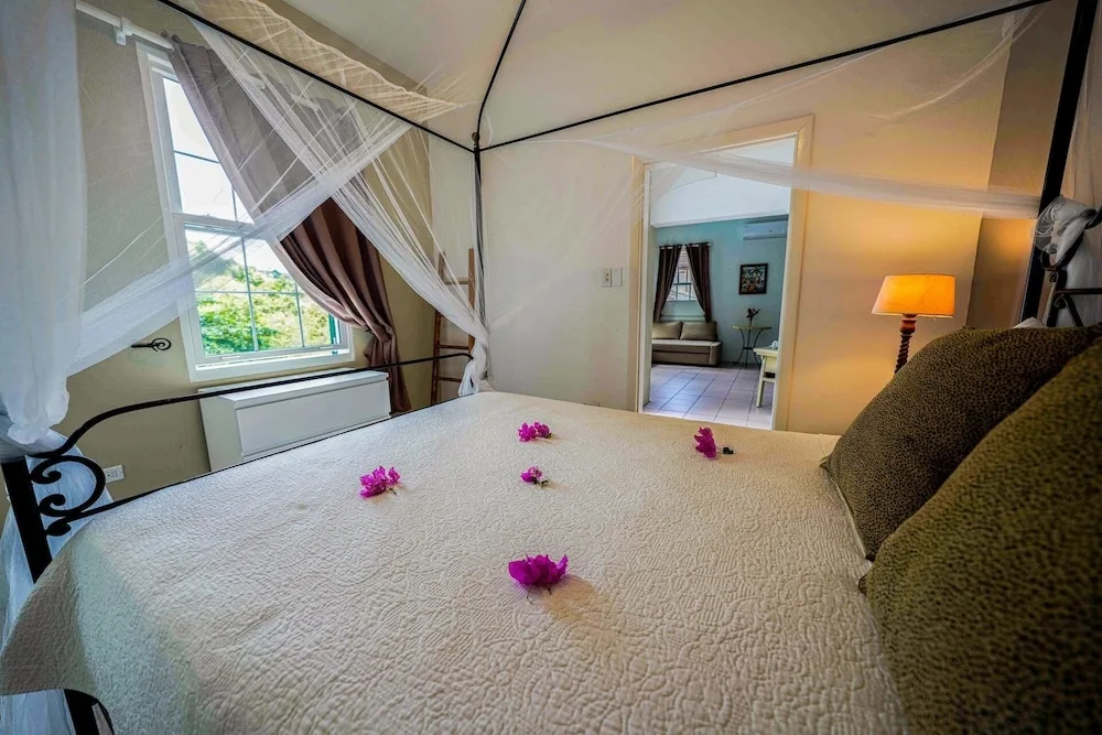 Queen's Garden Resort & Spa in The Bottom, Bonaire - photo 5
