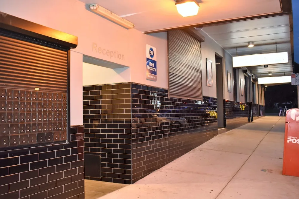 Best Western Blackbutt Inn in New Lambton, Australia - photo 2