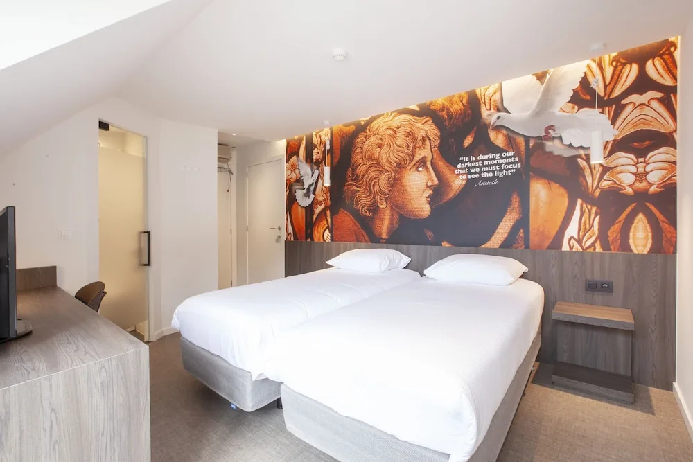 Hotel New Damshire in Leuven, Belgium - photo 3