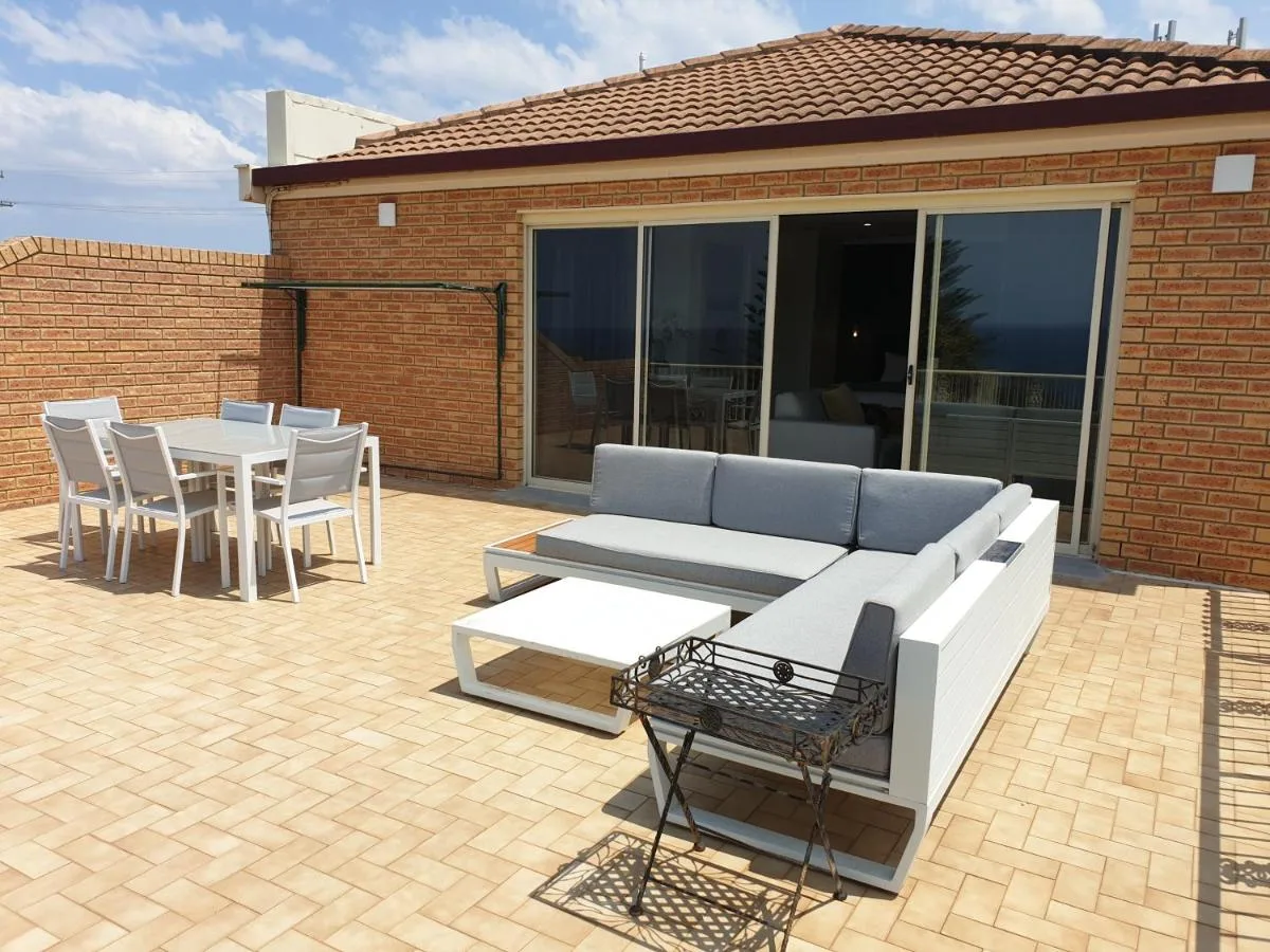 Twofold Bay Motor Inn in Eden, Australia - photo 4