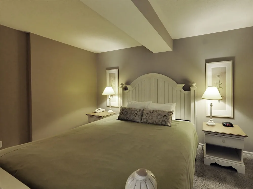 Georgian Bay Hotel Trademark Collection by Wyndham in Collingwood, Canada - photo 2