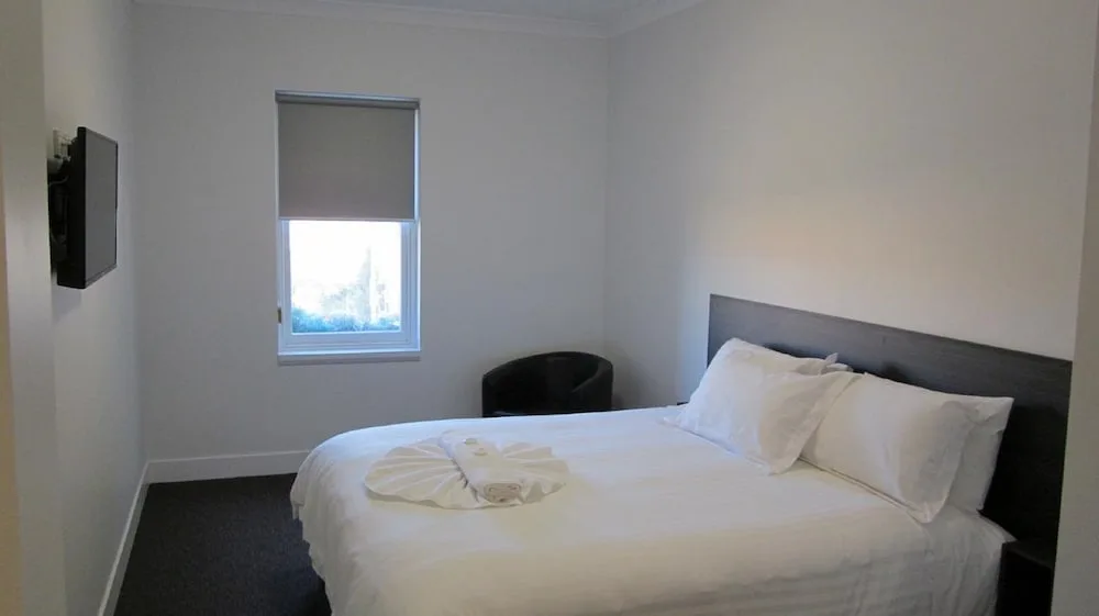 Queens Head Hotel in North Hobart, Australia - photo 5