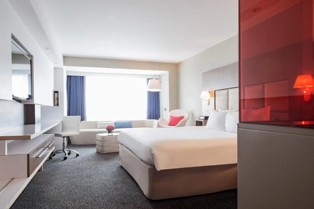 Novotel Montreal Centre