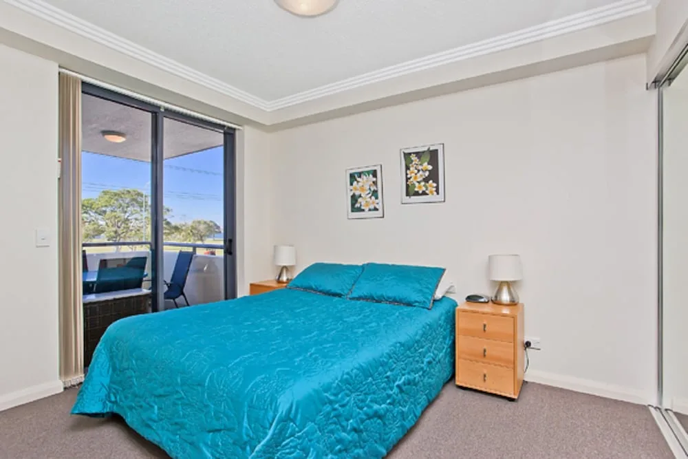 Aqualine Apartments in Southport, Australia - photo 5