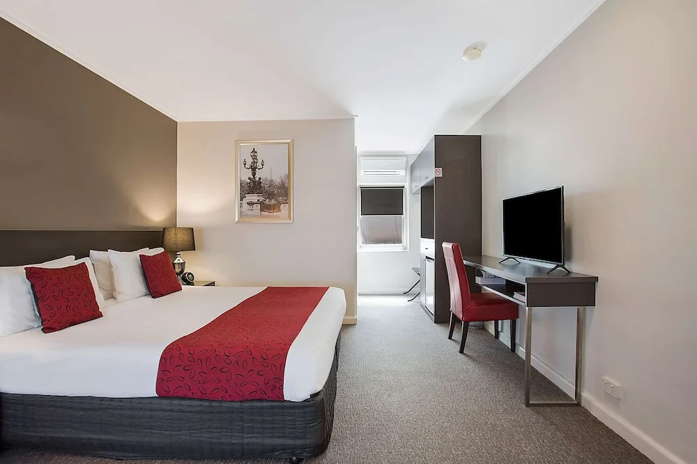 Comfort Inn Western in WARRNAMBOOL, Australia - photo 3