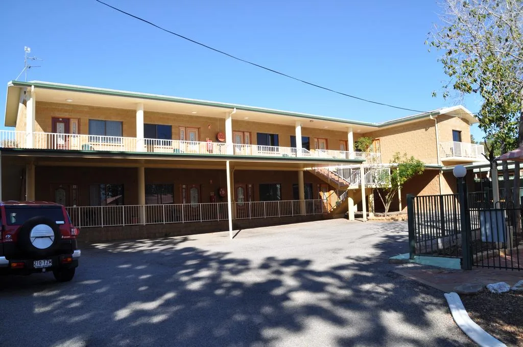 B.w Townview Motel in QUEENSLAND 4825, Australia - photo 3