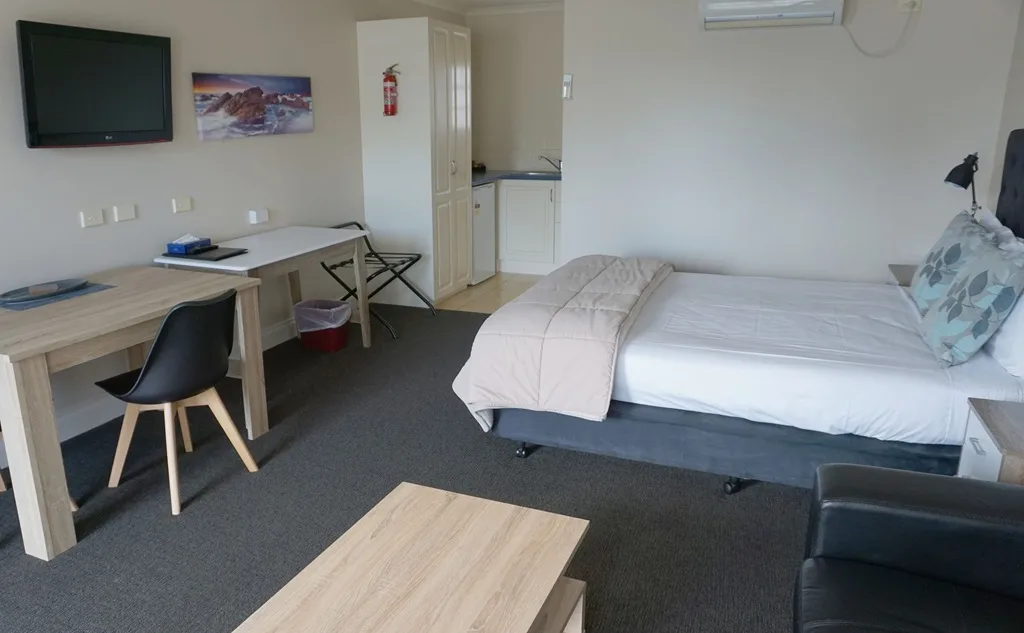 Ashmont Motor Inn & Apartments in Port Fairy, AU - photo 2