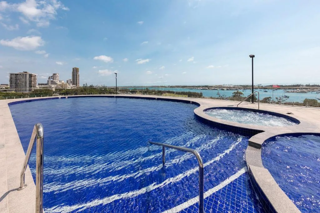 Meriton Suites Southport in Gold Coast, Australia - photo 5