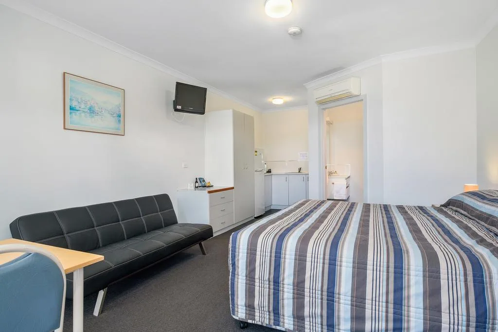 Southern Lights Hotel in Tasmania - TAS, Australia - photo 3