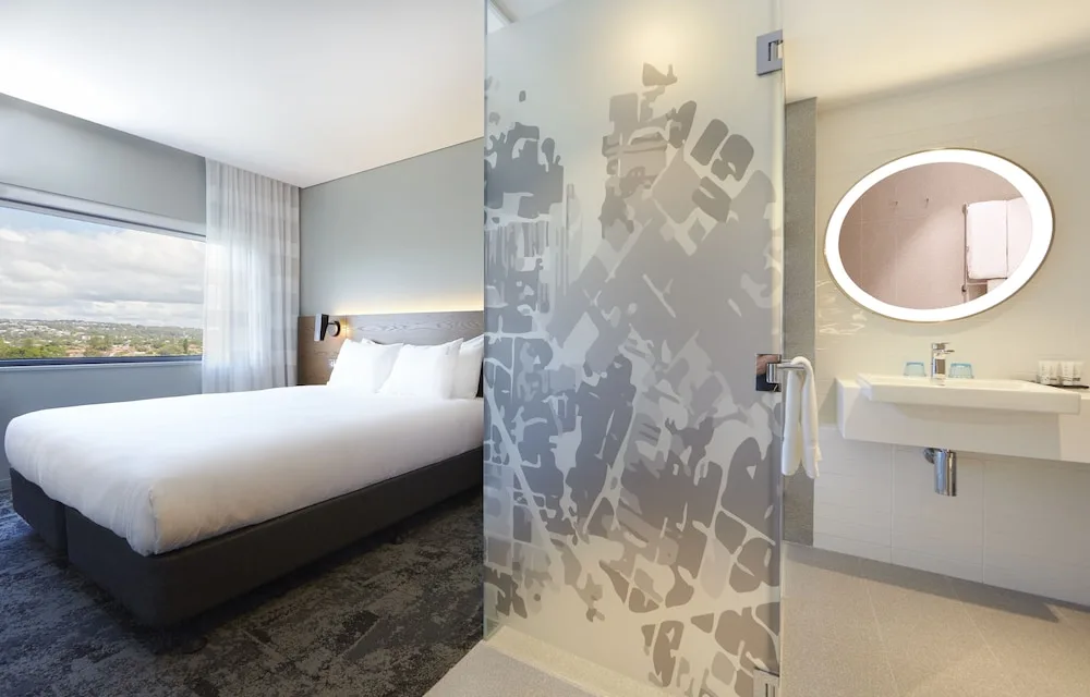 Holiday Inn Express Newcastle in Newcastle West, Australia - photo 3