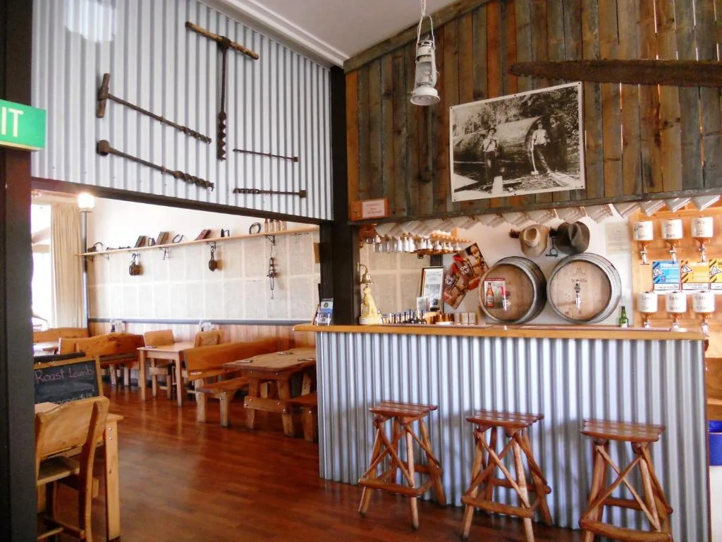 Mountain View Country Inn in Devonport, Australia - photo 2