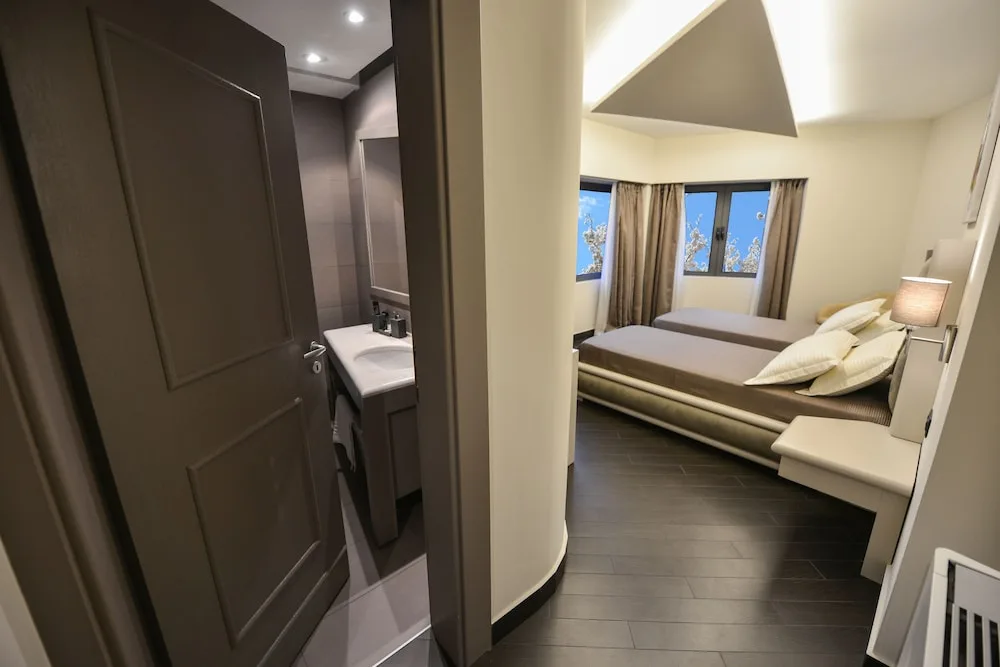 Petit Hotel Elita in Shkoder, Albania - photo 2
