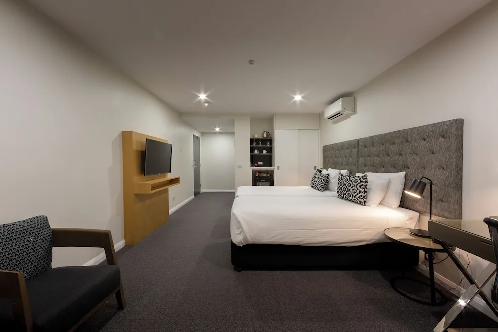 Avenue Hotel Canberra in CANBERRA, AUSTRALIA - photo 5