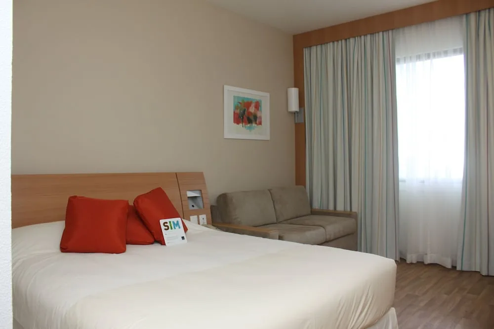 Novotel Porto Alegre Tres Figueiras Hotel in Porto Alegre, Brazil - photo 4
