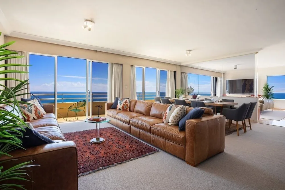 Zenith Ocean Front Apartments