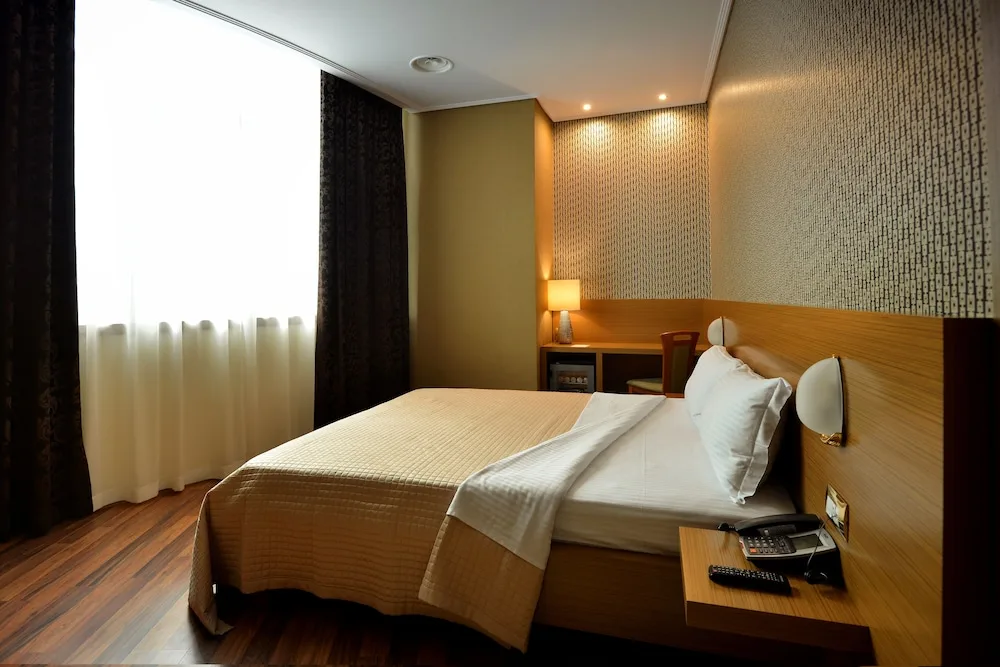 Hotel Austria in Tirana, Albania - photo 5