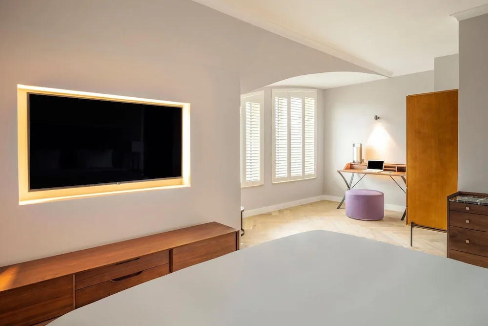 Marriott Executive Apartments Brussels, European Quarter in Brussels, Belgium - photo 3