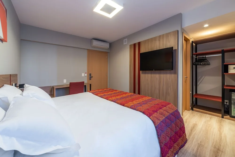 Hotel Laghetto Stilo Higienopolis in Porto Alegre, Brazil - photo 4