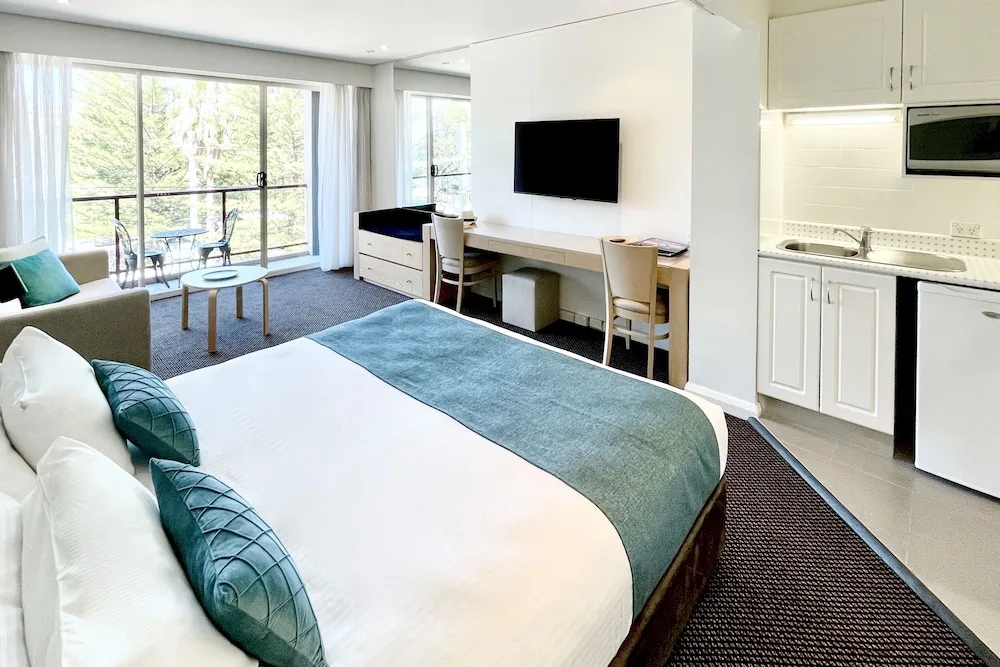 Coogee Sands Hotel and Apartments in Coogee, Australia - photo 5