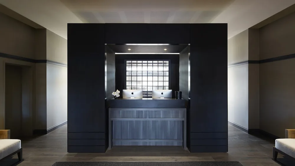 Brassey Hotel in Canberra, Australia - photo 2