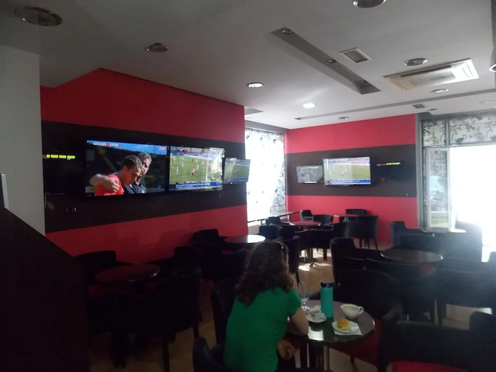 Hotel Renato in Sarande, Albania
