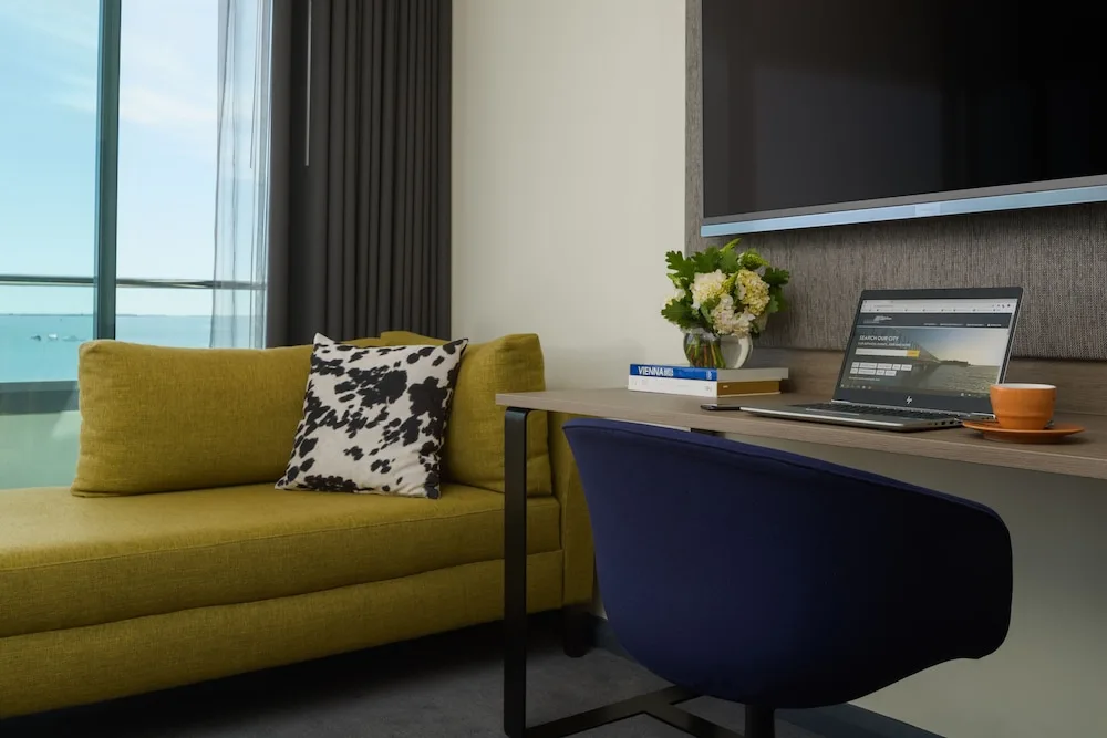 Novotel Geelong in Geelong, Australia - photo 2