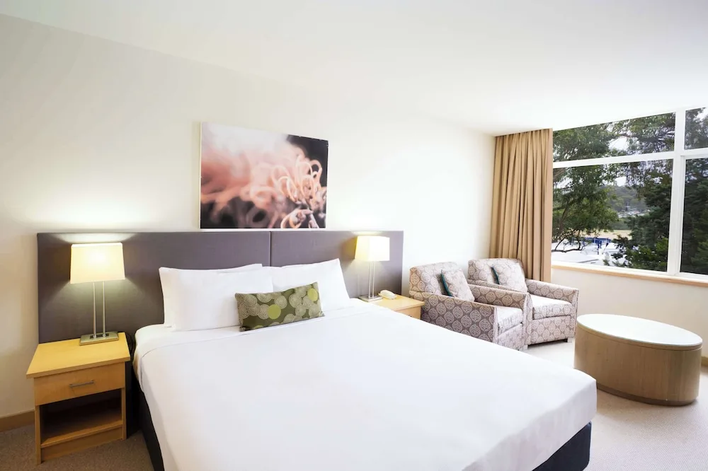 Metro Mirage Hotel Newport in Newport, Australia - photo 3