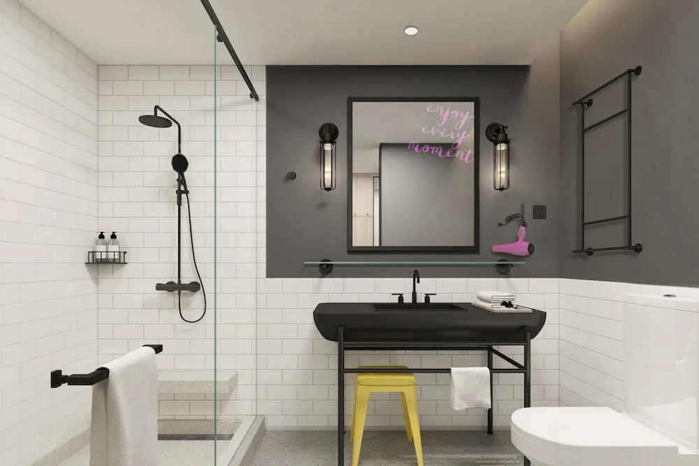 Moxy Shanghai Xuhui in Shanghai, China - photo 4