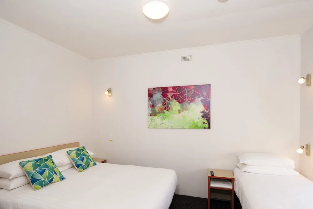 Mowbray Hotel in Mowbray, Australia - photo 5