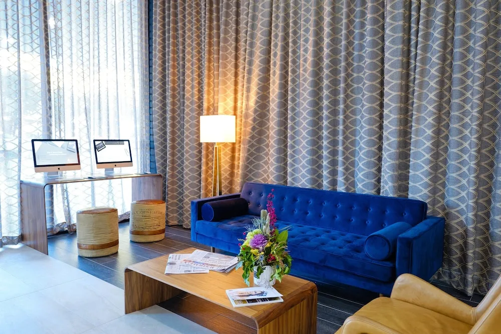 Mantra Albury Hotel in Albury, Australia - photo 2