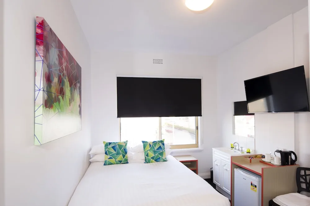 Mowbray Hotel in Mowbray, Australia - photo 3