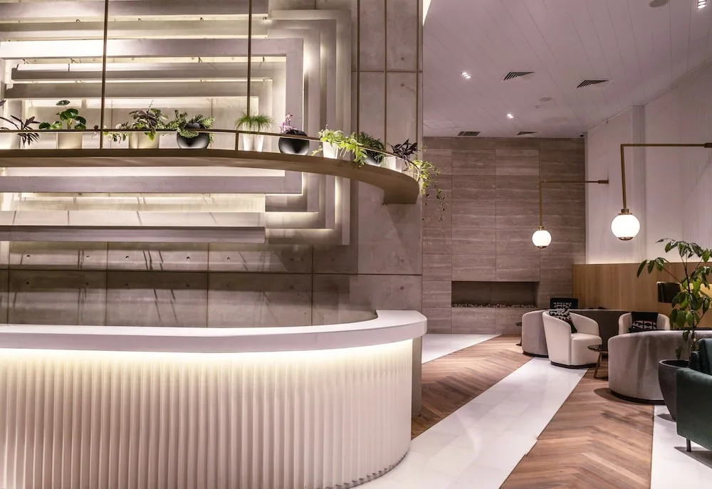 MET Hotel