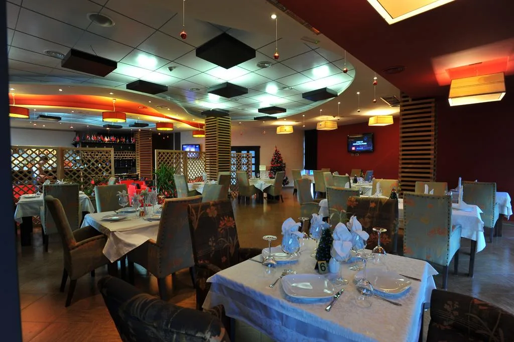 Class Hotel in VORE, Albania - photo 4