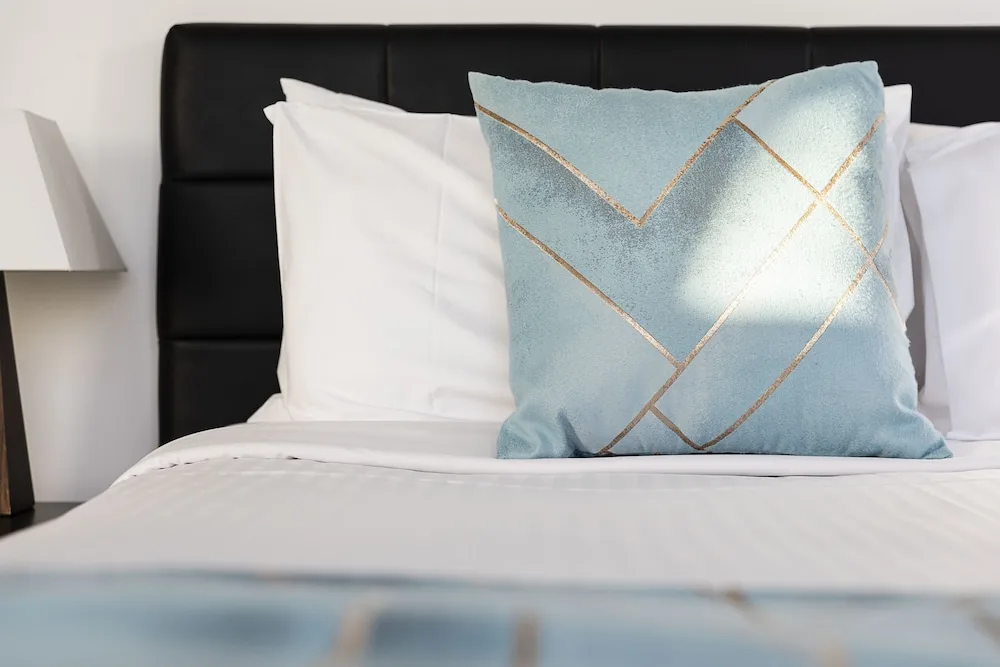 RNR Serviced Apartments North Melbourne in Melbourne - VIC, Australia - photo 2